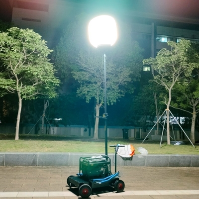 Vente directe 800W 3,8M Hauteur LED mobile Tour lumineuse de travail pour l'éclairage de construction