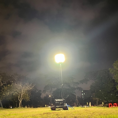 Lumière de travail de ballon de construction portable 150W 360 degrés Éclairage haute puissance LED Stade de trépied